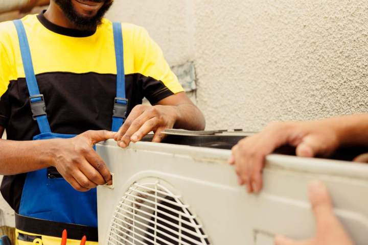 Installation de climatisation, Le Lamentin